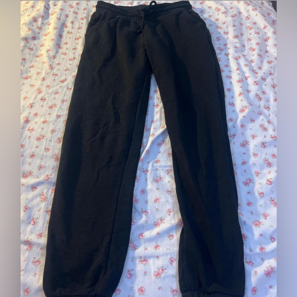 DIVIDED H&M Black Sweatpants